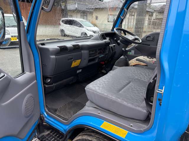 Isuzu Elf 11