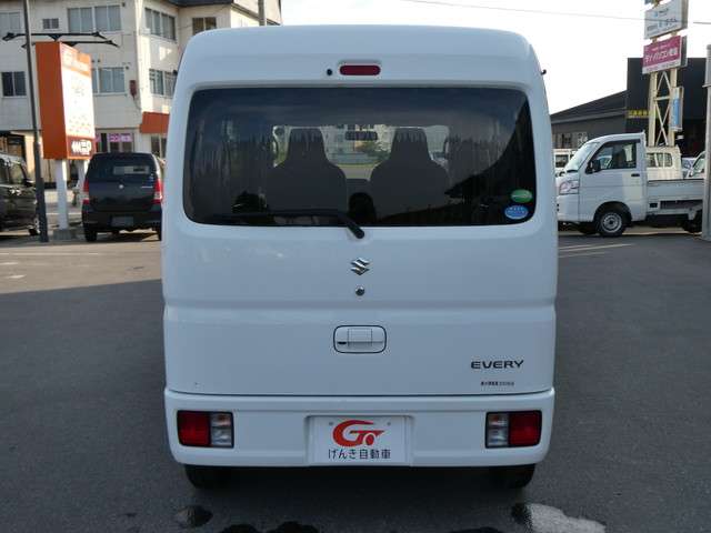 Suzuki Every 4