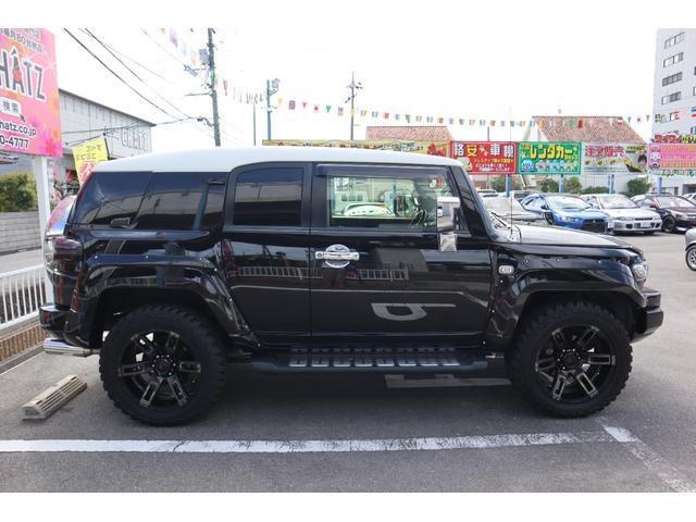 Toyota FJ Cruiser 4