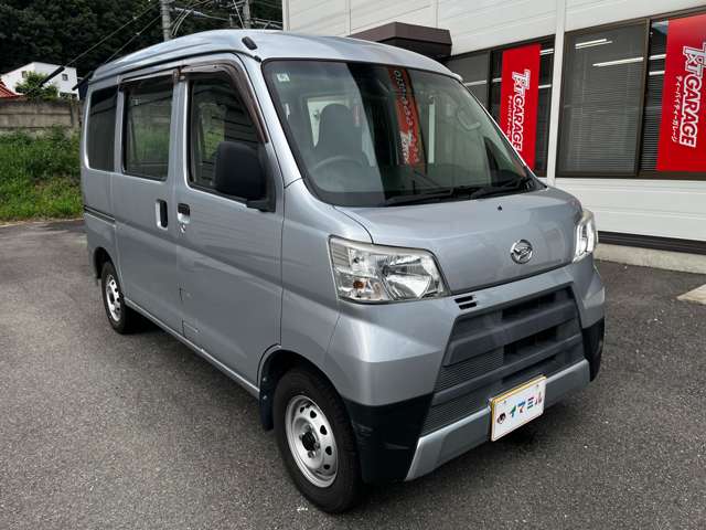 Daihatsu Hijet Cargo 5