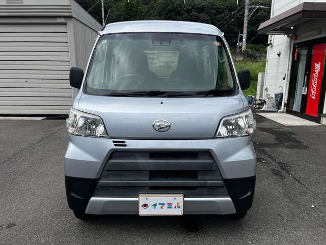 Daihatsu Hijet Cargo 6