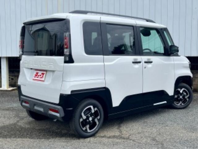 Mitsubishi Delica Mini 12