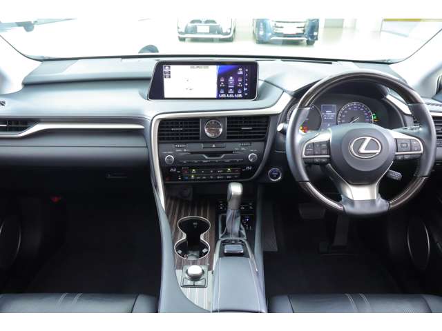Lexus RX 6