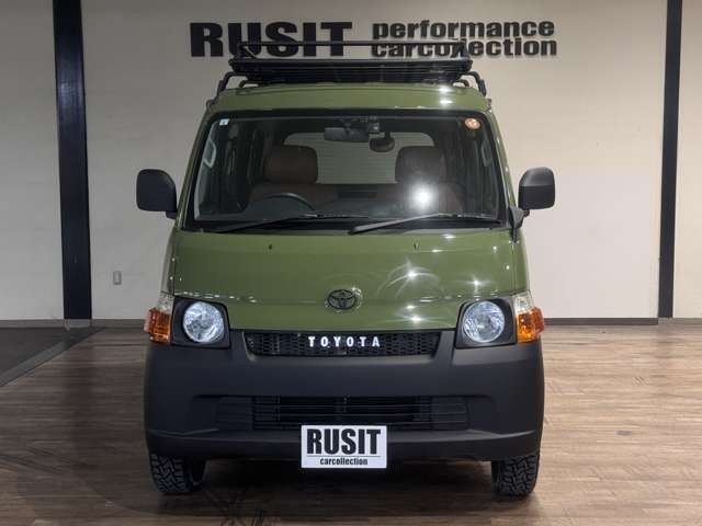 Toyota Town Ace Van 9