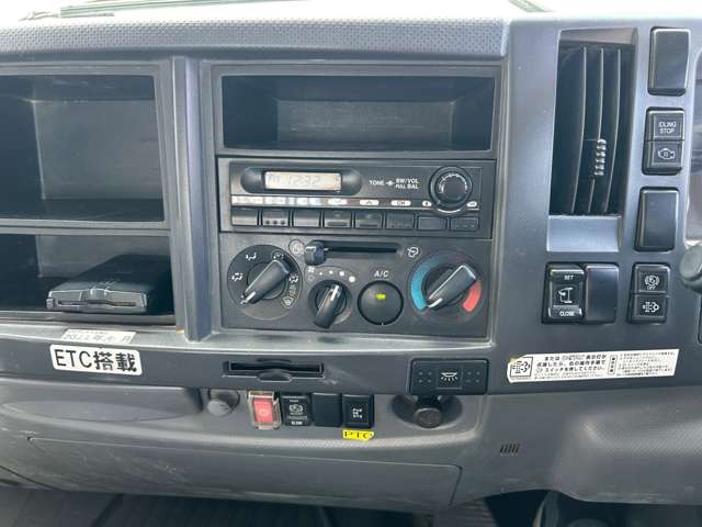 Isuzu Forward 12