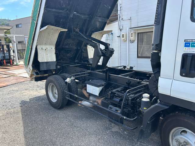 Isuzu Forward 4