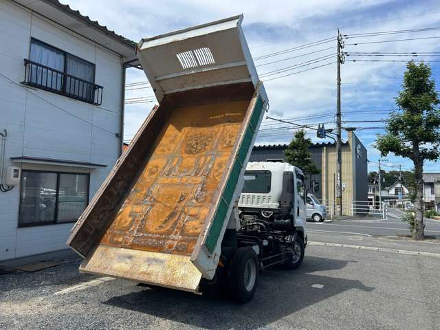 Isuzu Forward 5