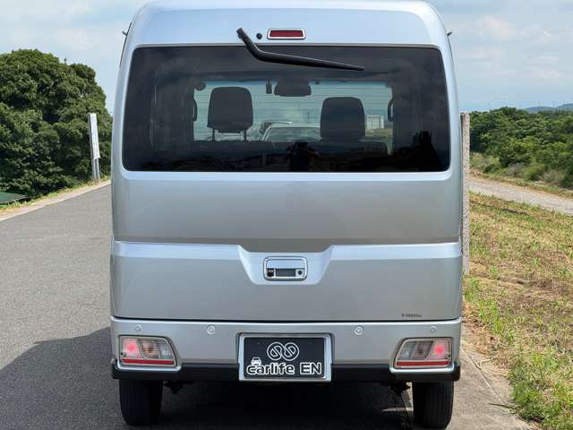 Daihatsu Atrai 11