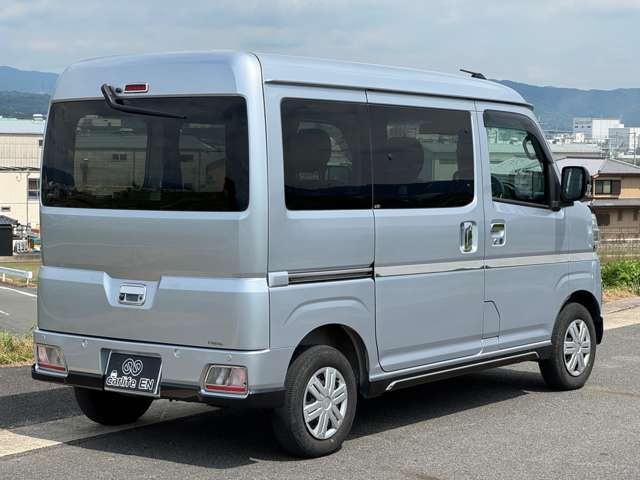Daihatsu Atrai 12