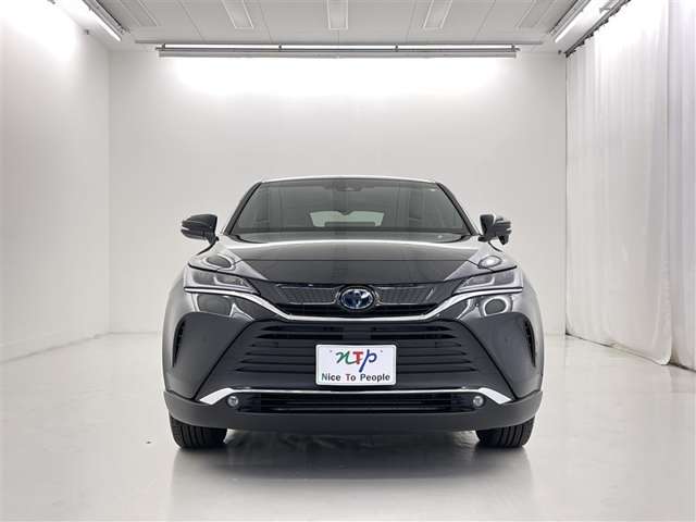 Toyota Harrier 4