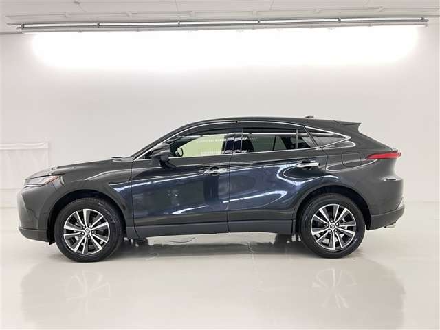 Toyota Harrier 5