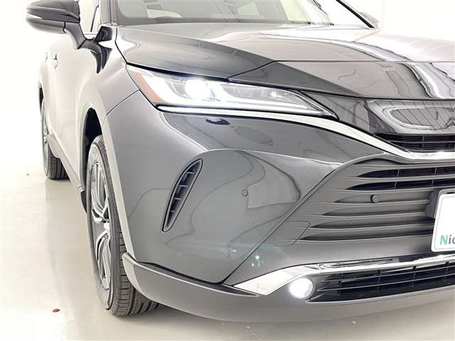 Toyota Harrier 8