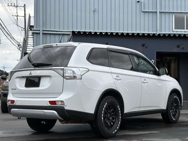 Mitsubishi Outlander 3