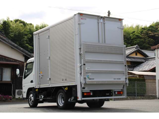 Mitsubishi Fuso Canter 6