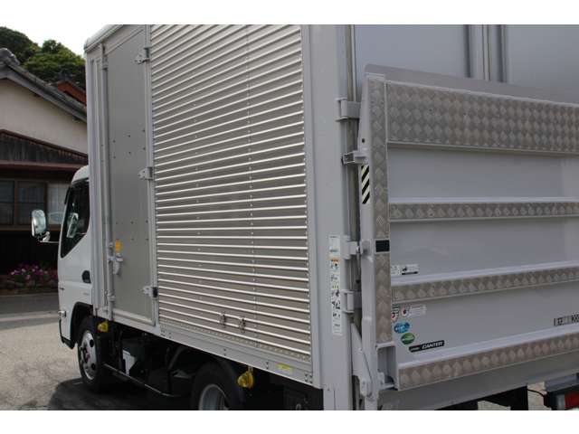 Mitsubishi Fuso Canter 10