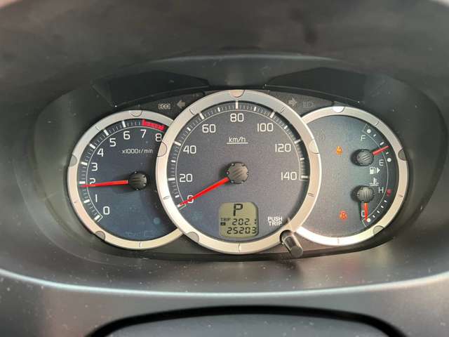 Mitsubishi Pajero Mini 11