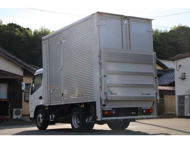 Mitsubishi Fuso Canter 6