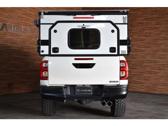 Toyota Hilux 7
