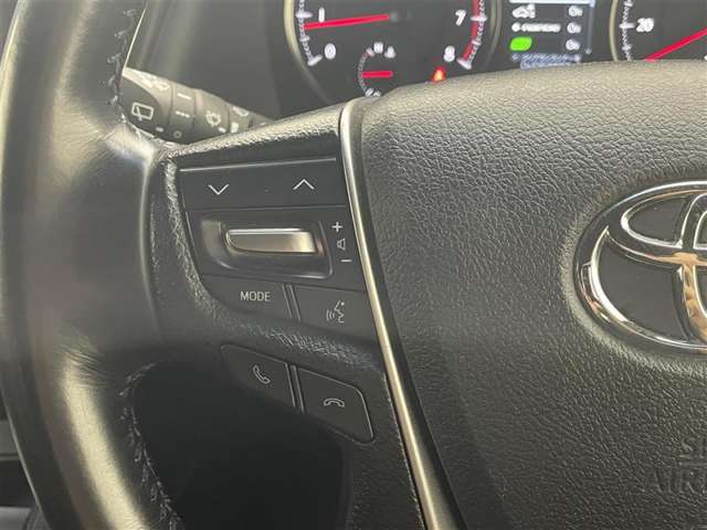 Toyota Alphard 9