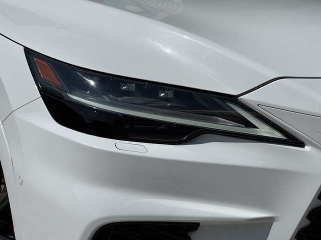 Lexus RX 10