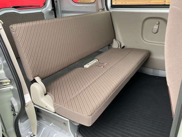Nissan NV100 Clipper 9