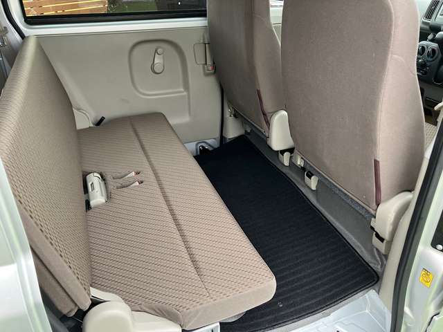 Nissan NV100 Clipper 10