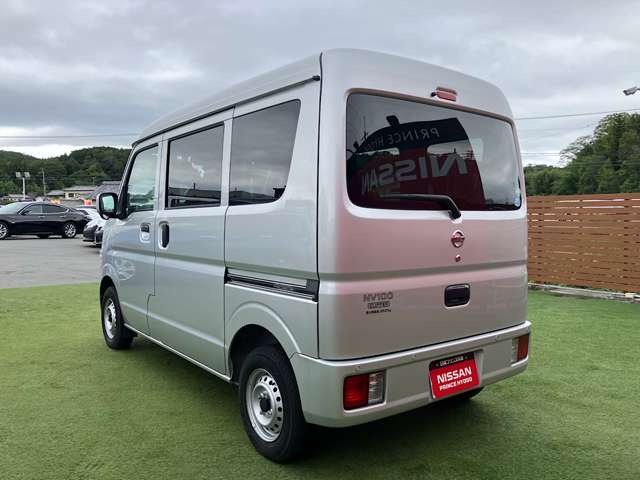 Nissan NV100 Clipper 6