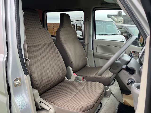 Nissan NV100 Clipper 7