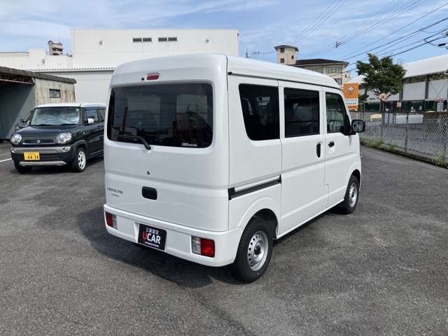 Mitsubishi Minicab Van 7