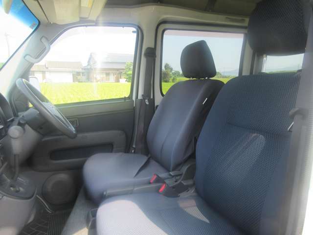 Daihatsu Hijet Cargo 9