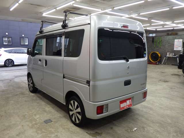 Suzuki Every 9