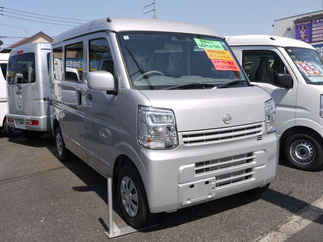 Nissan NV100 Clipper 3