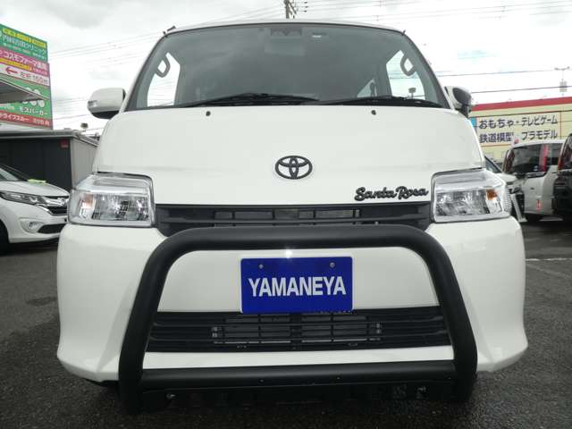 Toyota Town Ace Van 7