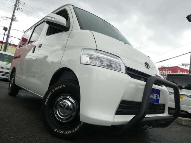 Toyota Town Ace Van 9