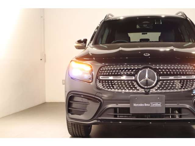 Mercedes-Benz GLB 11