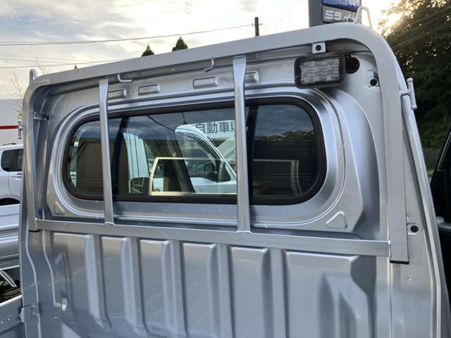 Daihatsu Hijet Truck 4