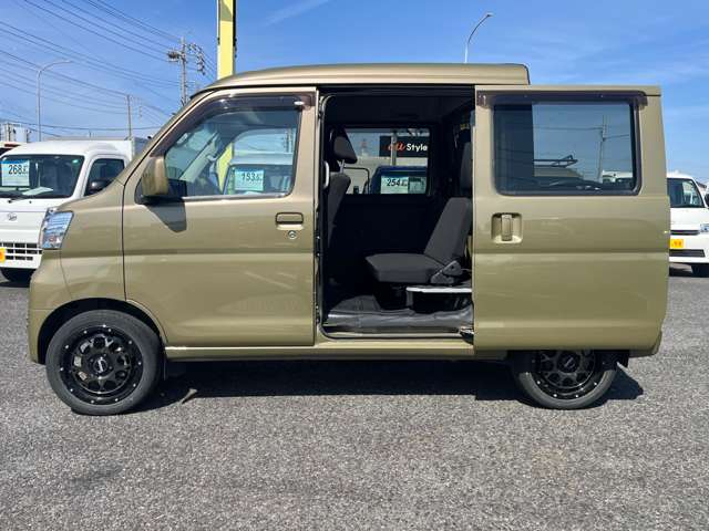 Daihatsu Hijet Deck Van 5