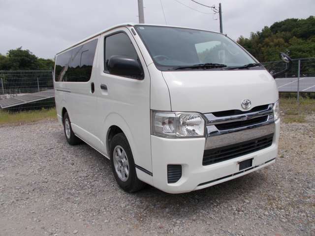 Toyota Regius Ace 2