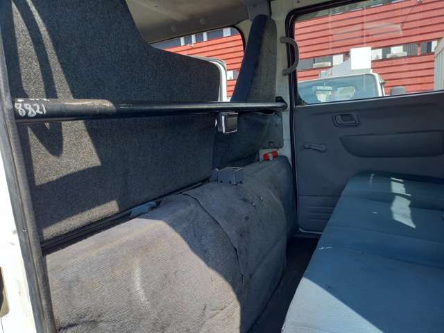 Mitsubishi Fuso Canter 11
