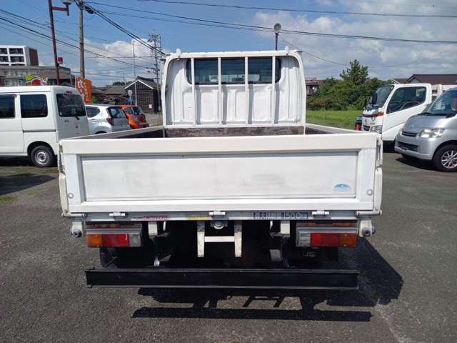 Mitsubishi Fuso Canter 6