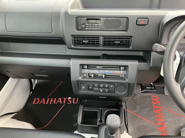 Daihatsu Hijet Truck 4