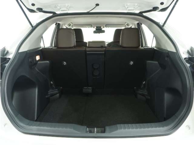 Toyota Yaris Cross 10