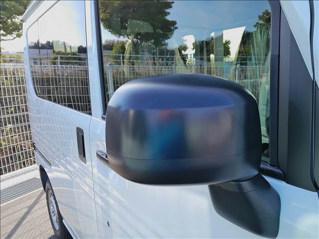 Honda N-VAN 5