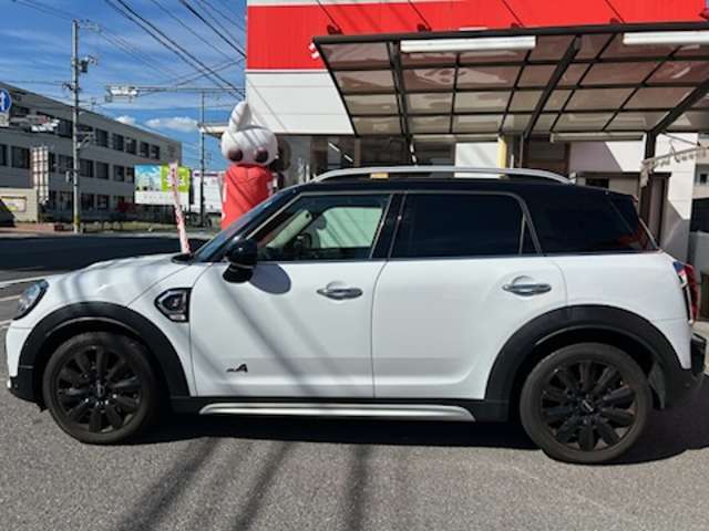 MINI Crossover 11