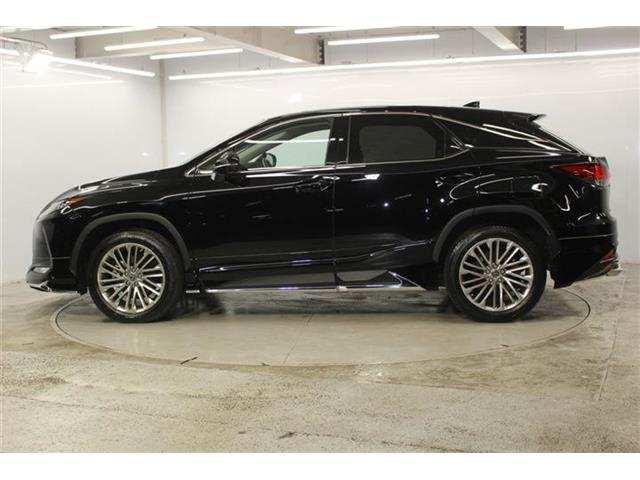 Lexus RX 9