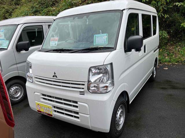Mitsubishi Minicab Van 3