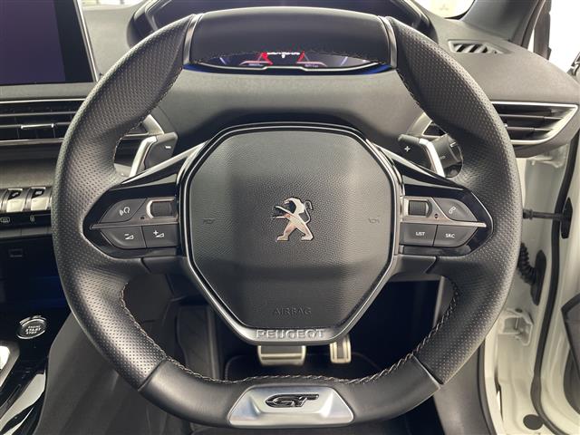 Peugeot 3008 8