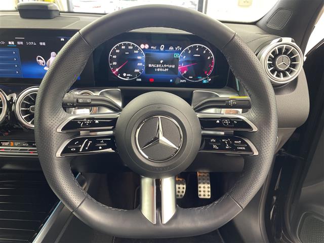 Mercedes-Benz GLB 9