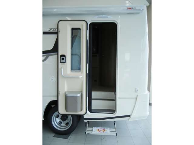Toyota Camroad 7