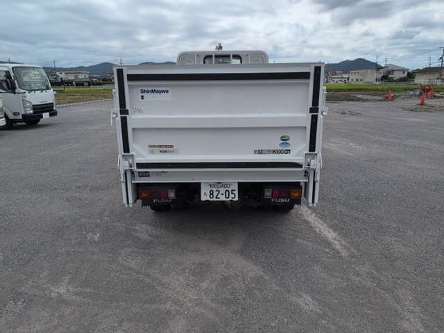 Mitsubishi Fuso Canter 12